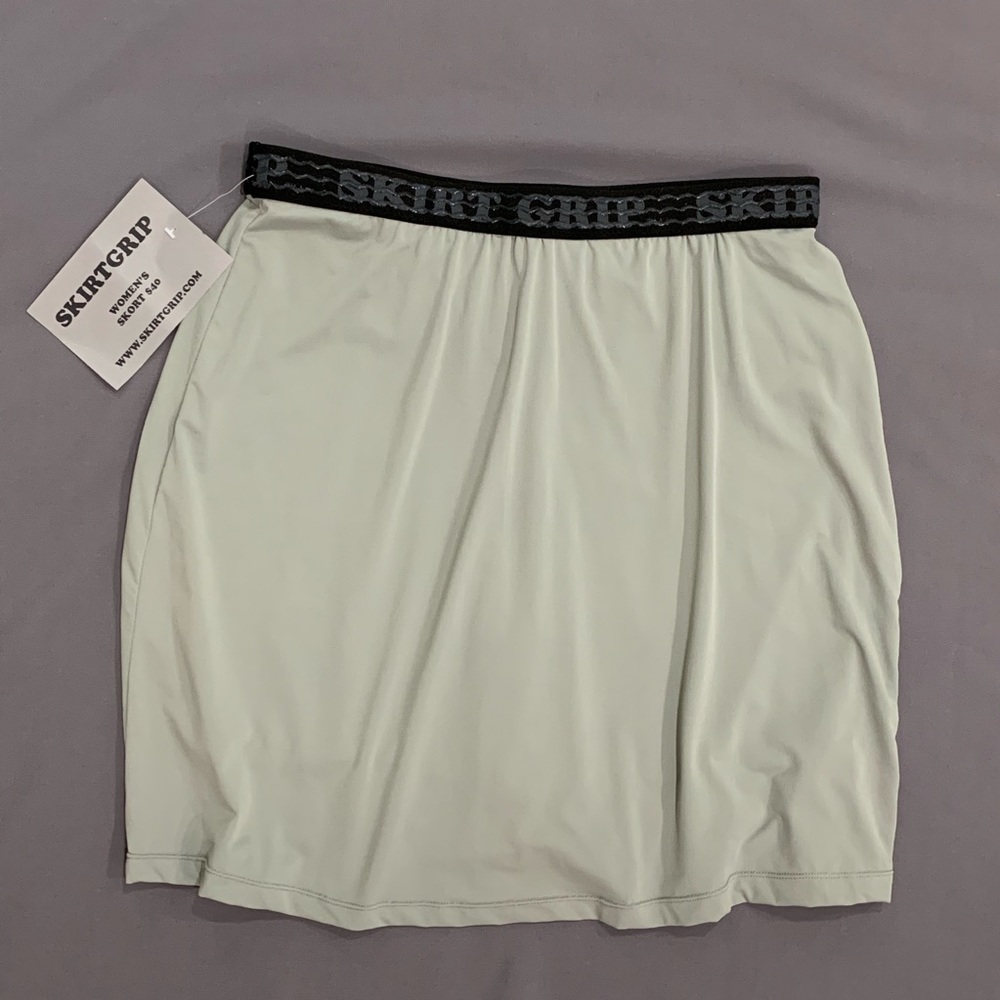 Skirt Grip - The Athletic Skort - light grey LONG